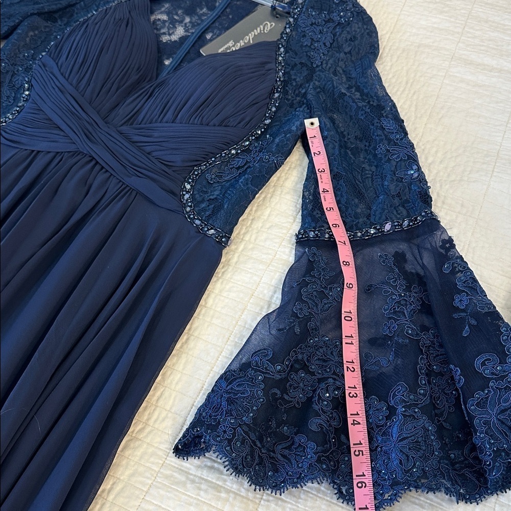 Cinderella Divine NWT 10 Navy Beaded Lace Chiffon Formal Evening Gown - Picture 5 of 7